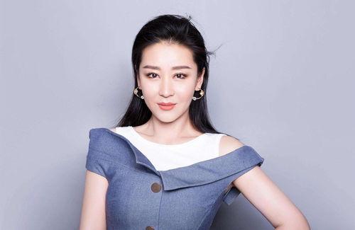 苗圃最新爆料烟火师,烟火师生情谊深厚，感人故事引网友热议